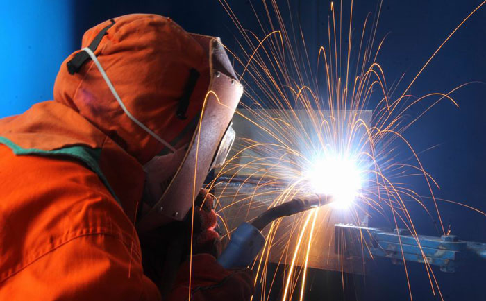 304不銹鋼帶焊接點(diǎn)為什么會生銹，該怎么解決？